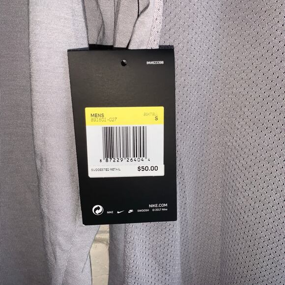 New NIKE Men's Dri-Fit Long Sleeve Basketball T-Shirt (891601) Gray Small NWT - Picture 6 of 6